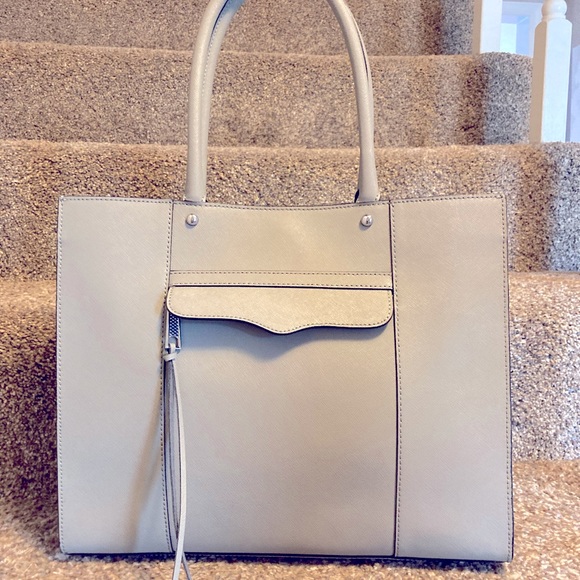 Rebecca Minkoff Handbags - Rebecca Minkoff MAB Large Leather Tote - Excellent condition
